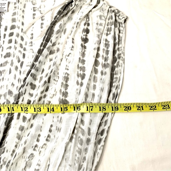 Love Is For Eternity maxi cover-up in a white and gray color combo- L - Picture 8 of 13